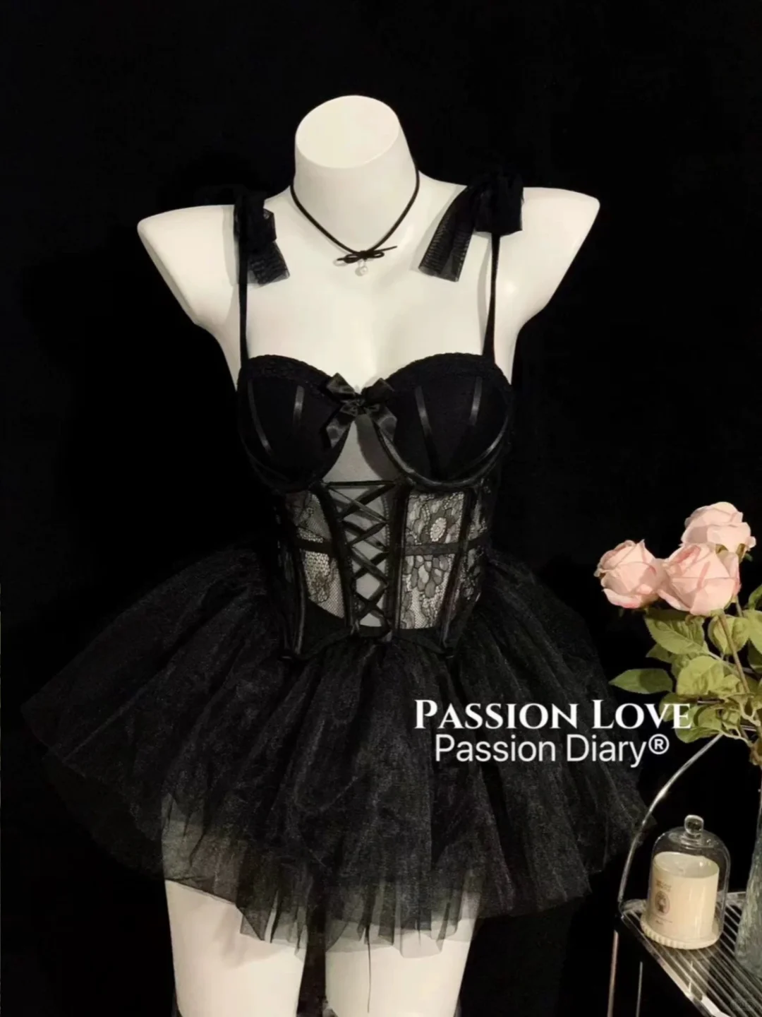 又狠狠的被这件胸衣拿捏住了！