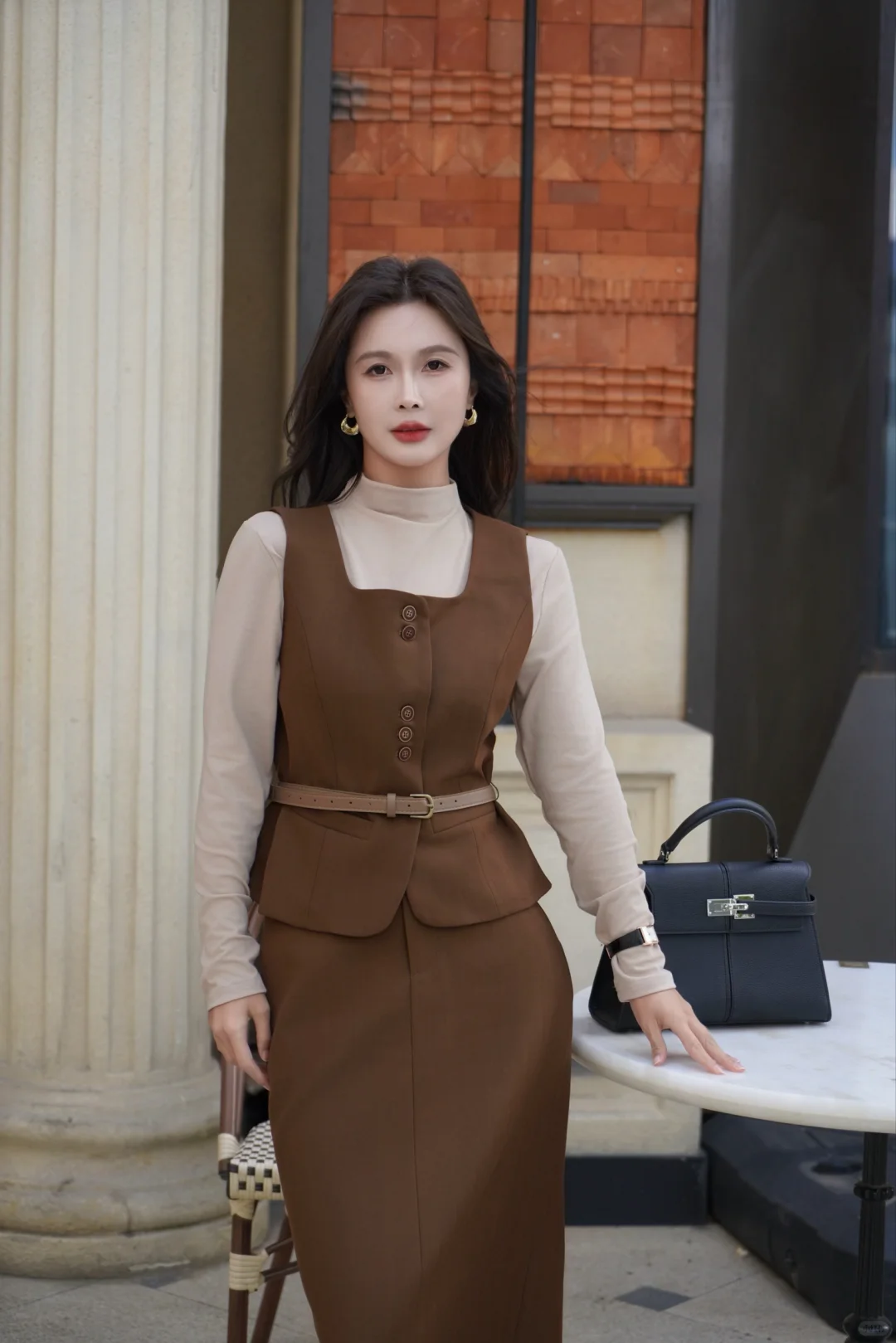 女律师通勤穿这套被同事夸！