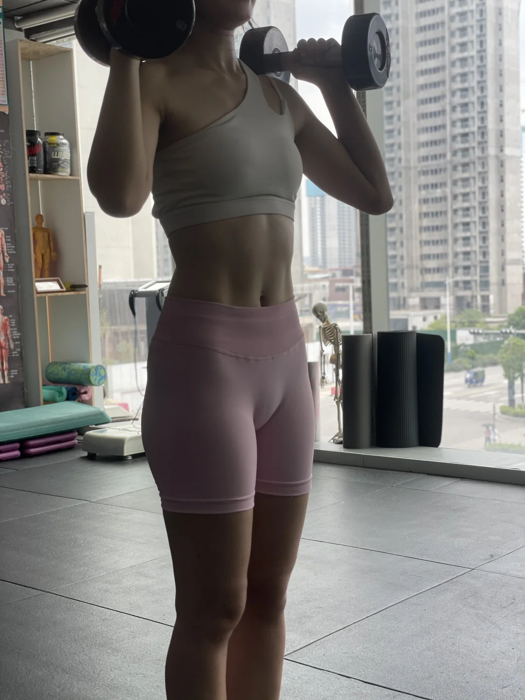 这样的身材曲线真的好吗