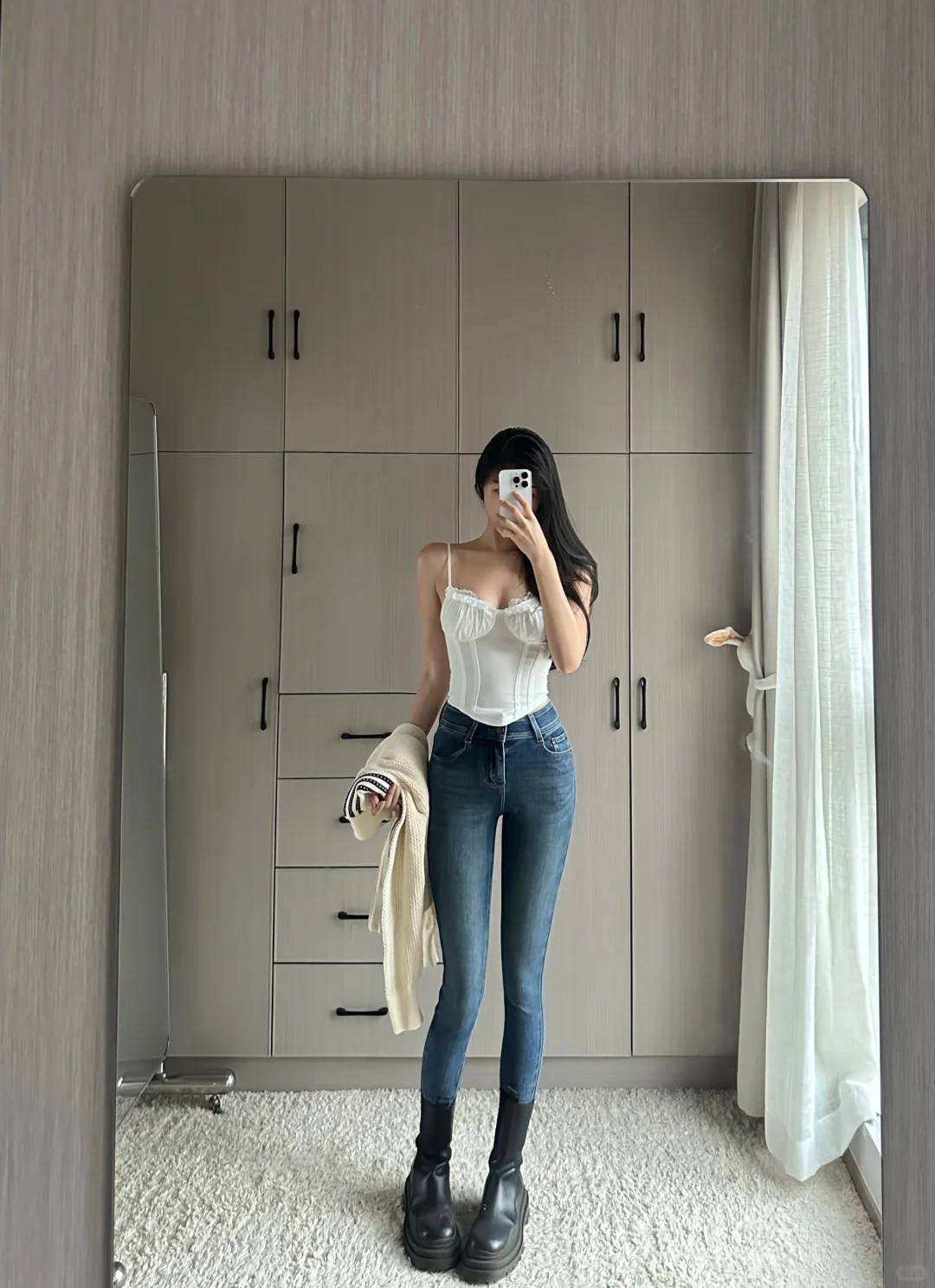 牛仔裤好显身材!！！