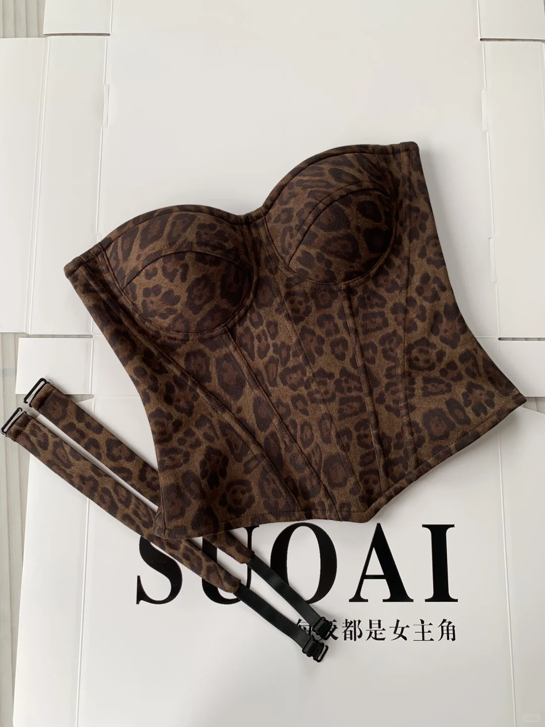 秋冬系列｜超百搭的豹纹鱼骨胸衣‼️