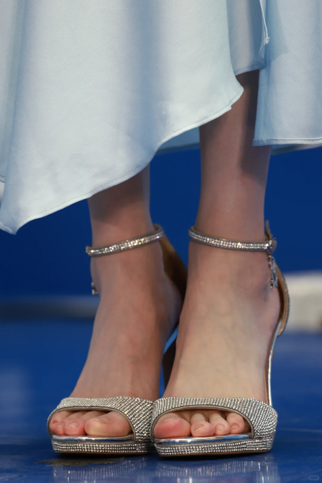 陈都灵｜真是从头美到脚，jiojio好美💘