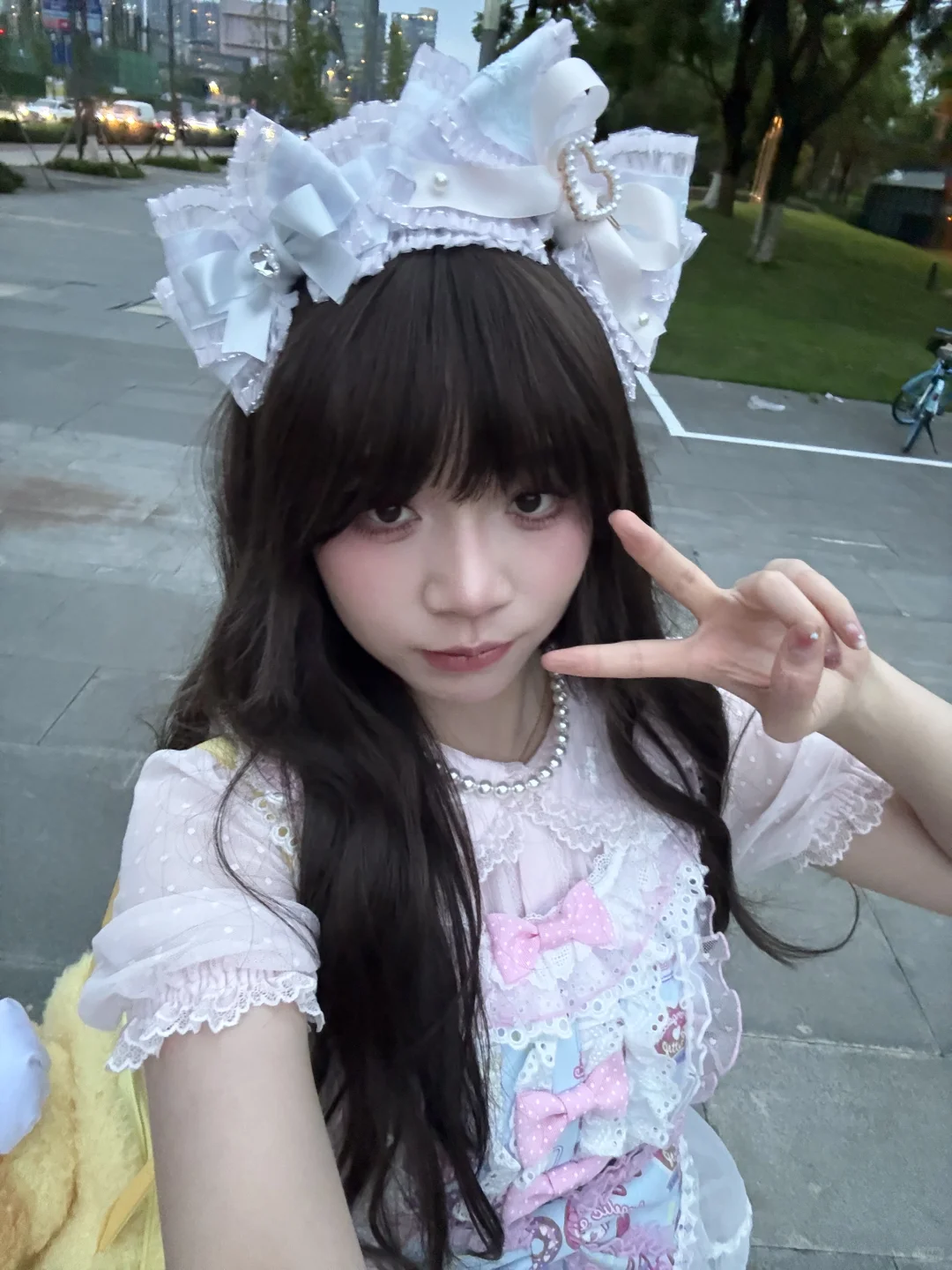 25岁穿lo会不会被说装嫩啊