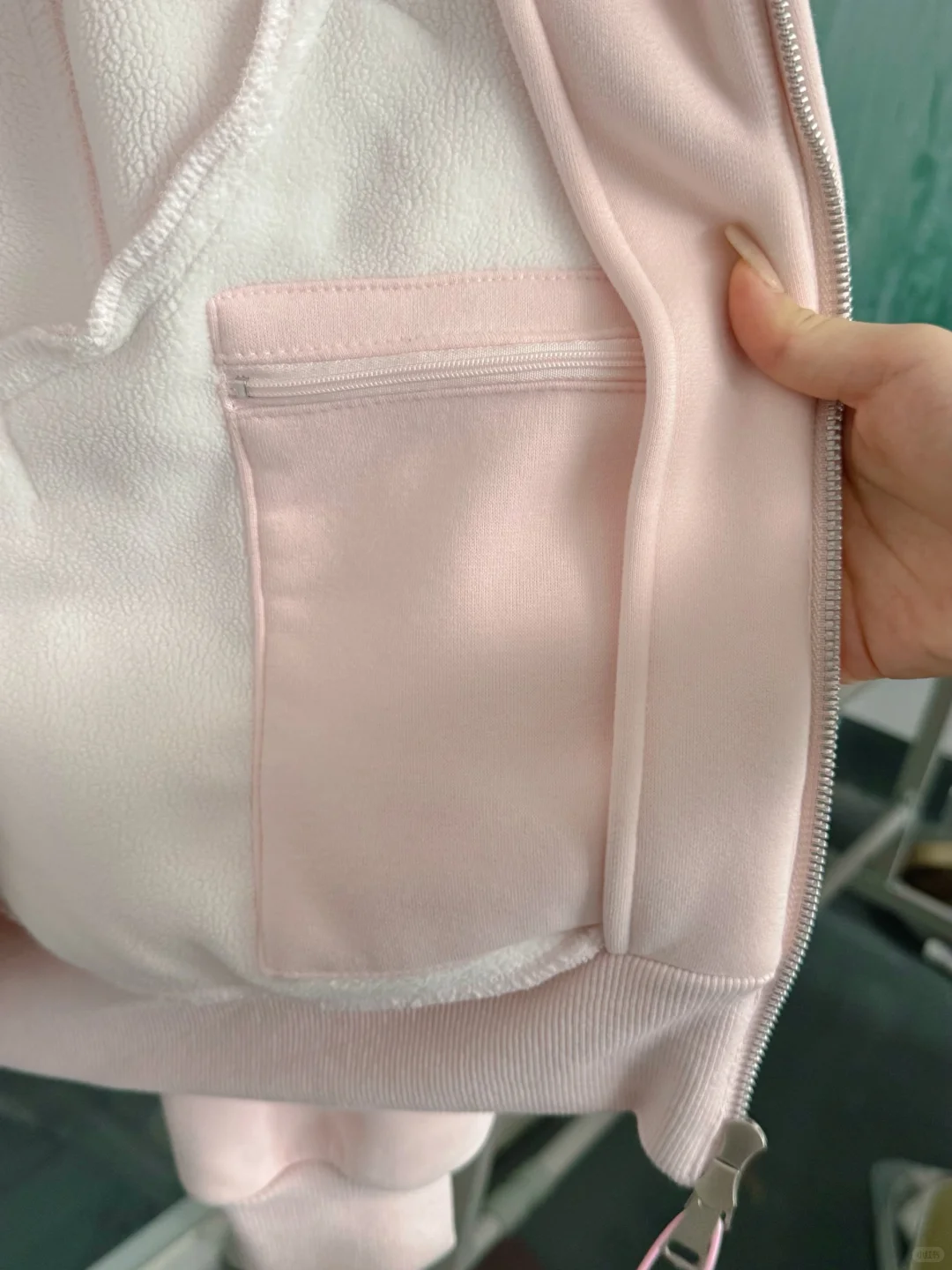 手机内袋带拉链的大毛领！我爸给我做出来啦