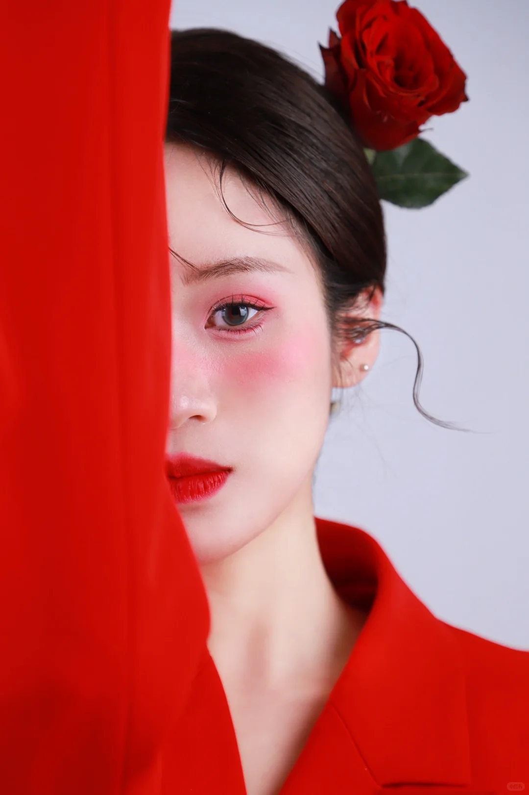 玫瑰少女 | 以玫瑰的名义盛，开娇艳美丽🌹