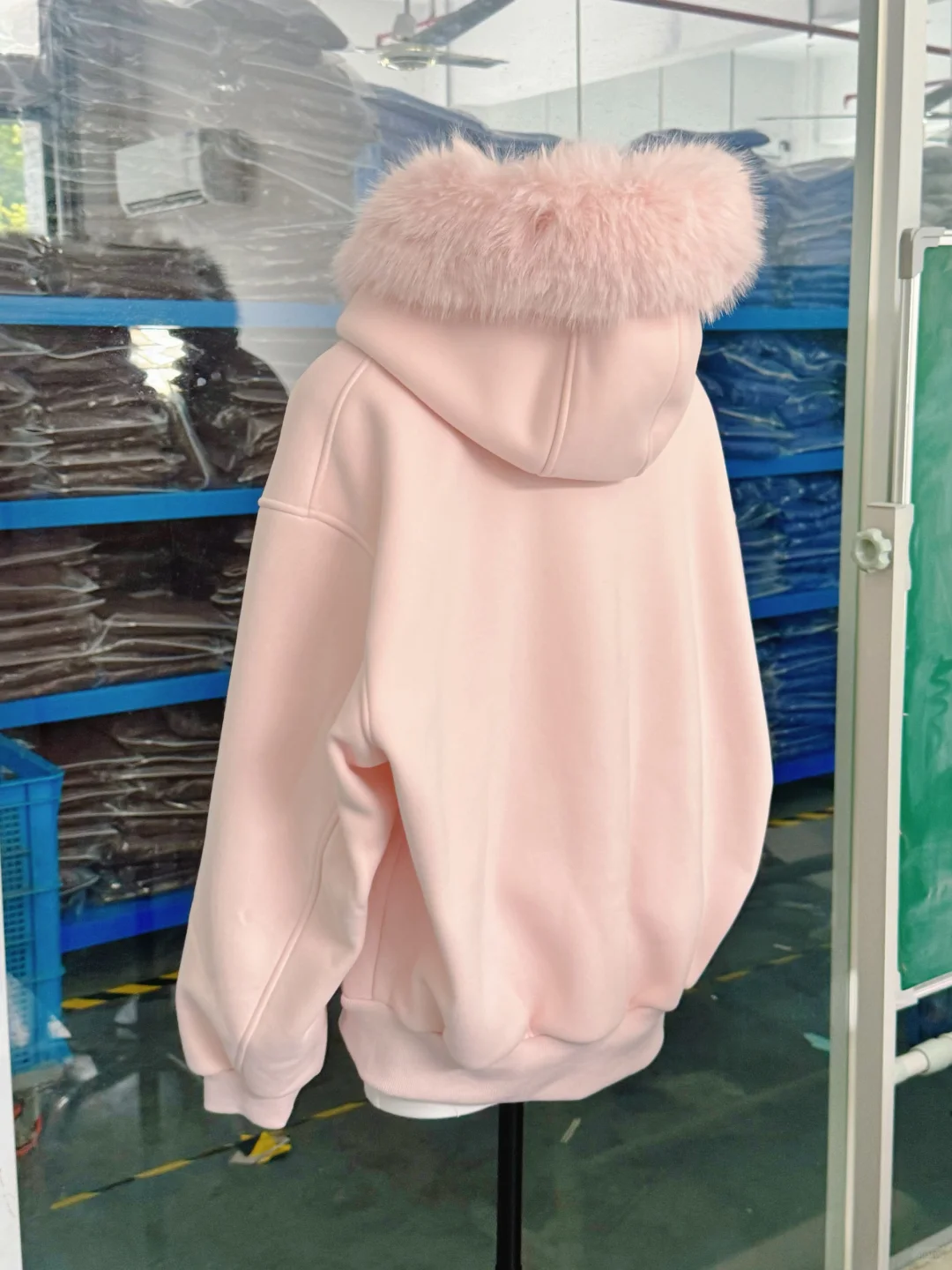 手机内袋带拉链的大毛领！我爸给我做出来啦