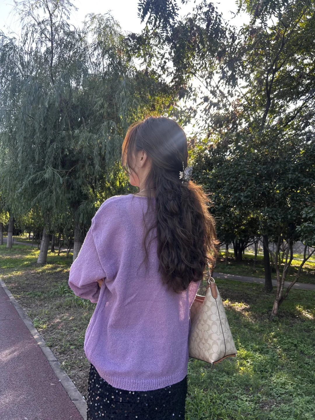 烫发需谨慎 哭死