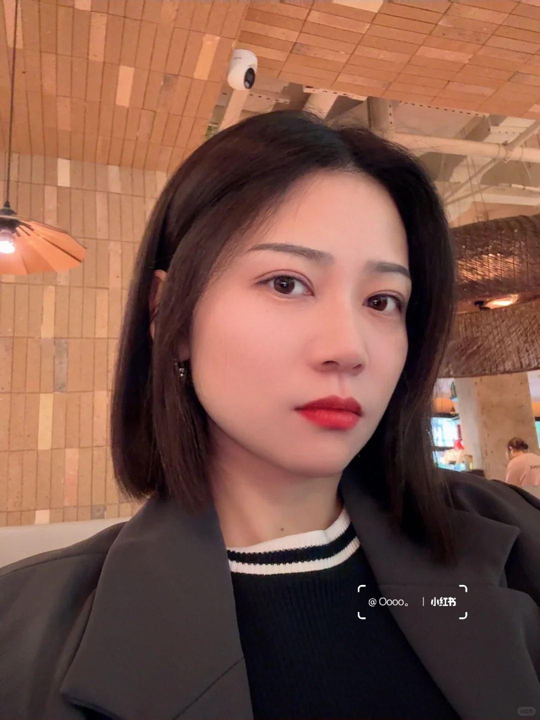 听腻了姐姐这个称呼。