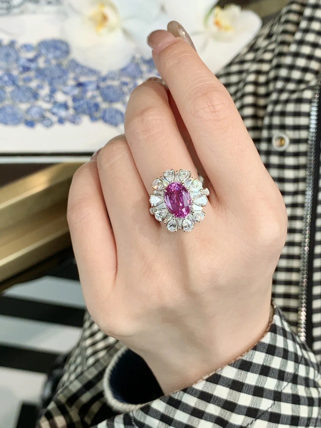 娇艳动人💗 低调奢华 3.5克拉多 无烧粉蓝宝