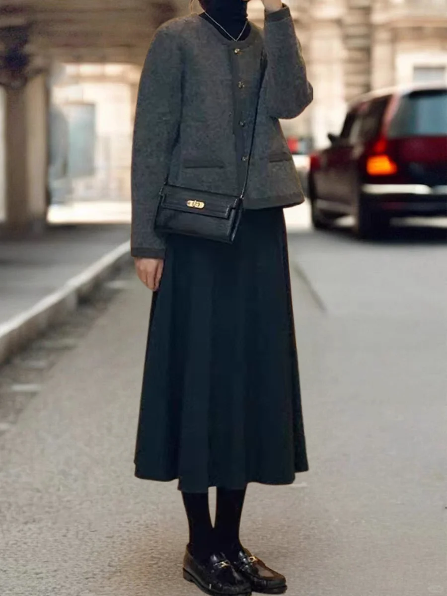 微胖梨形姐妹都去冲这件裙子，真的超显瘦啊