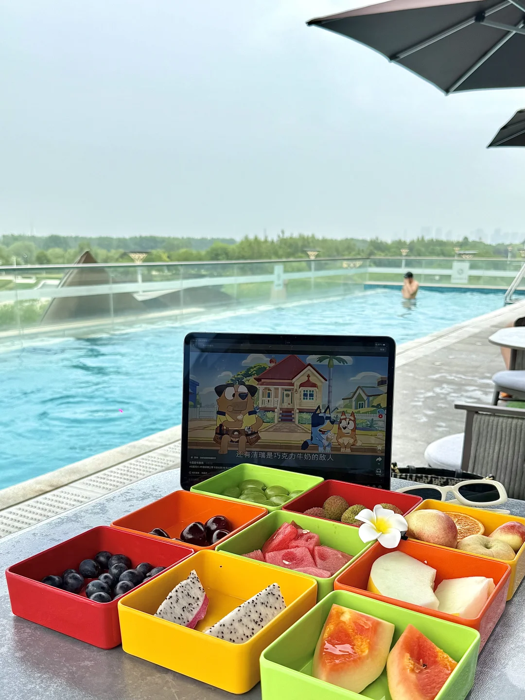 哈尔滨露天泳池！