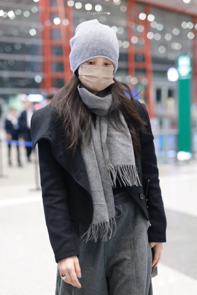 张婧仪｜🫧松弛感满满的机场✈️look～