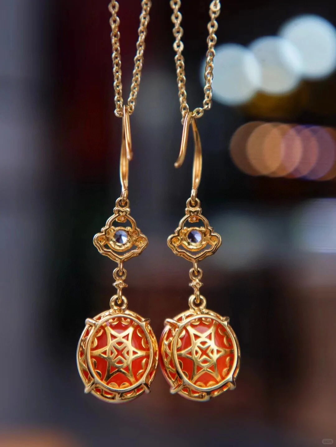 娇俏甜美的樱桃红耳坠🧚回头率也太高了❗