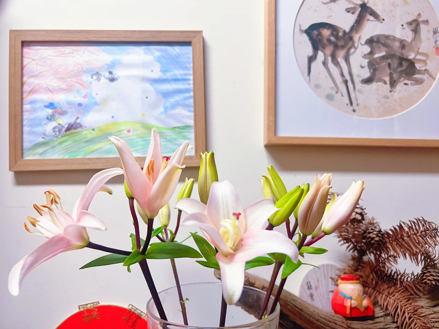 天气转冷，花儿娇艳