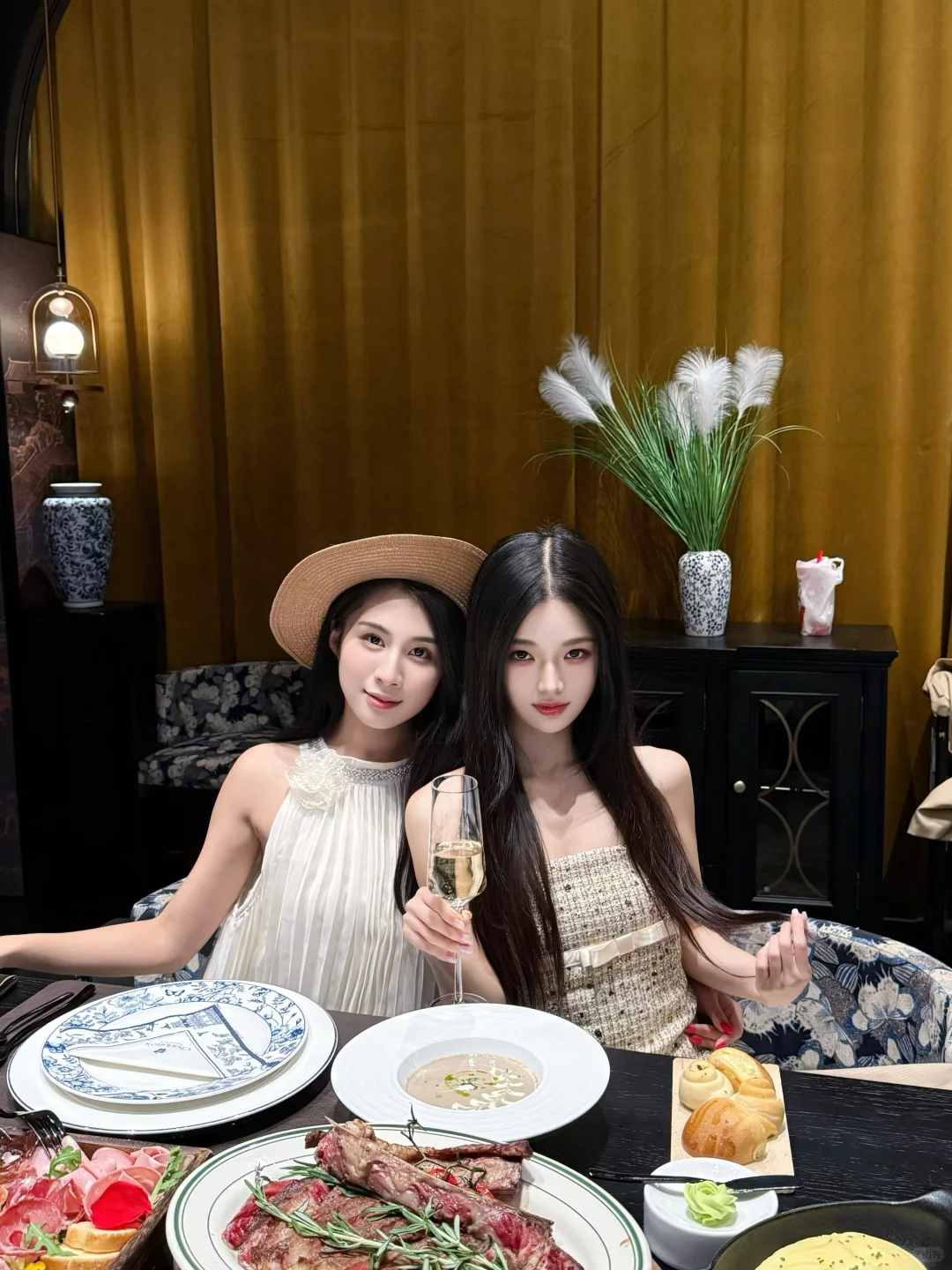 细水长流的日子里 不说永远 只说珍惜