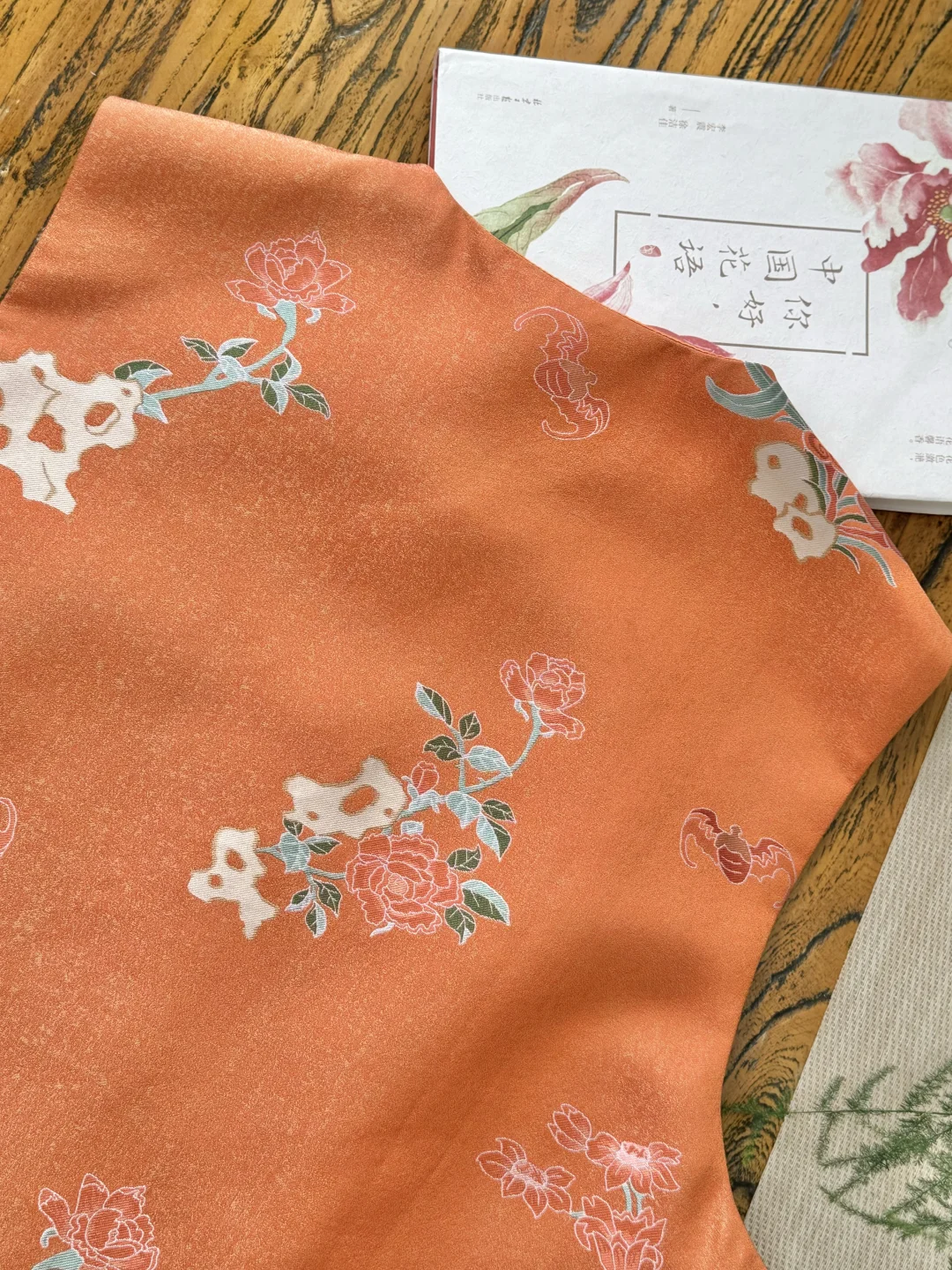 藏在新中式里的文化密码 | 山石牡丹