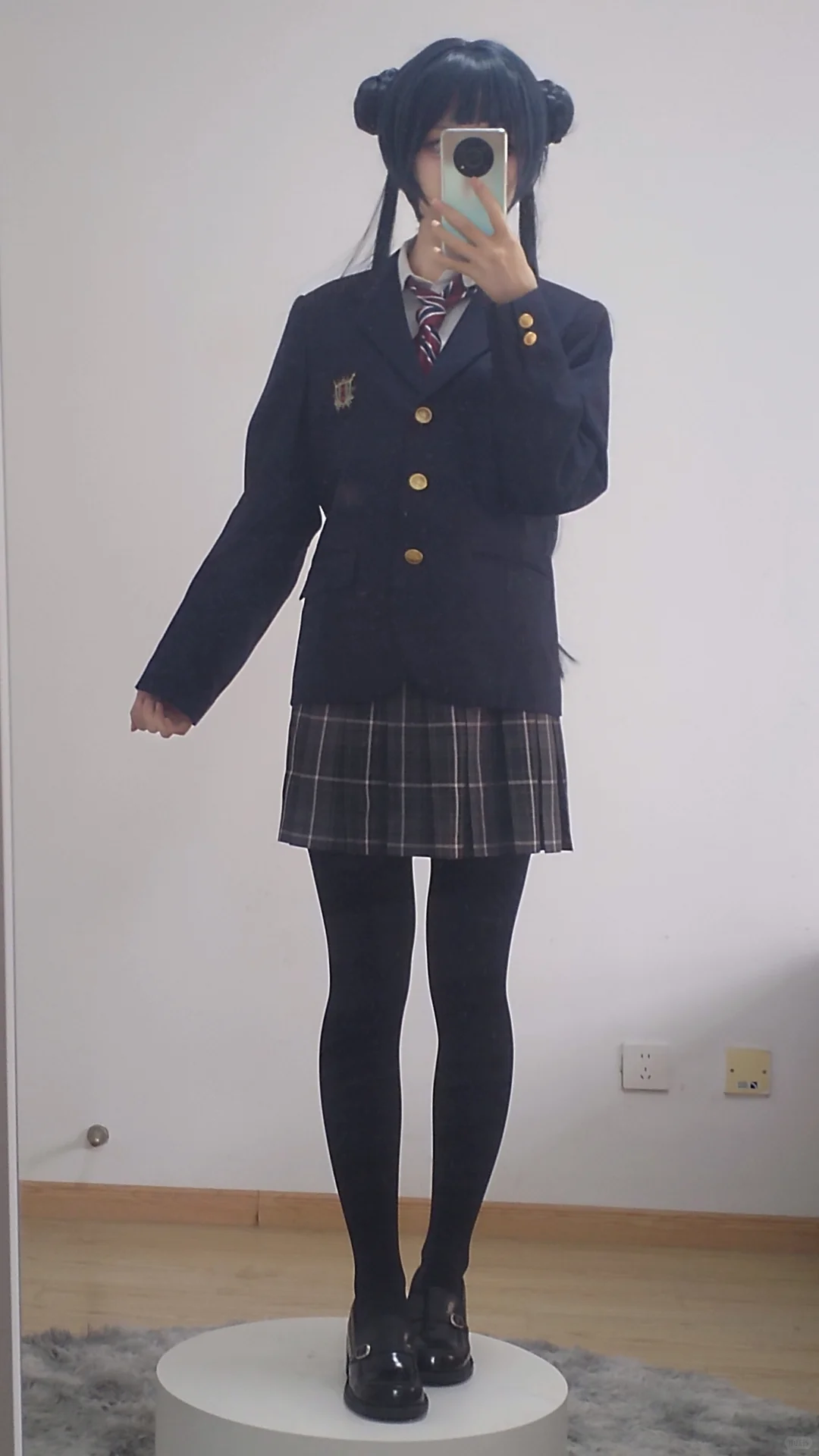 四位数的制服外套