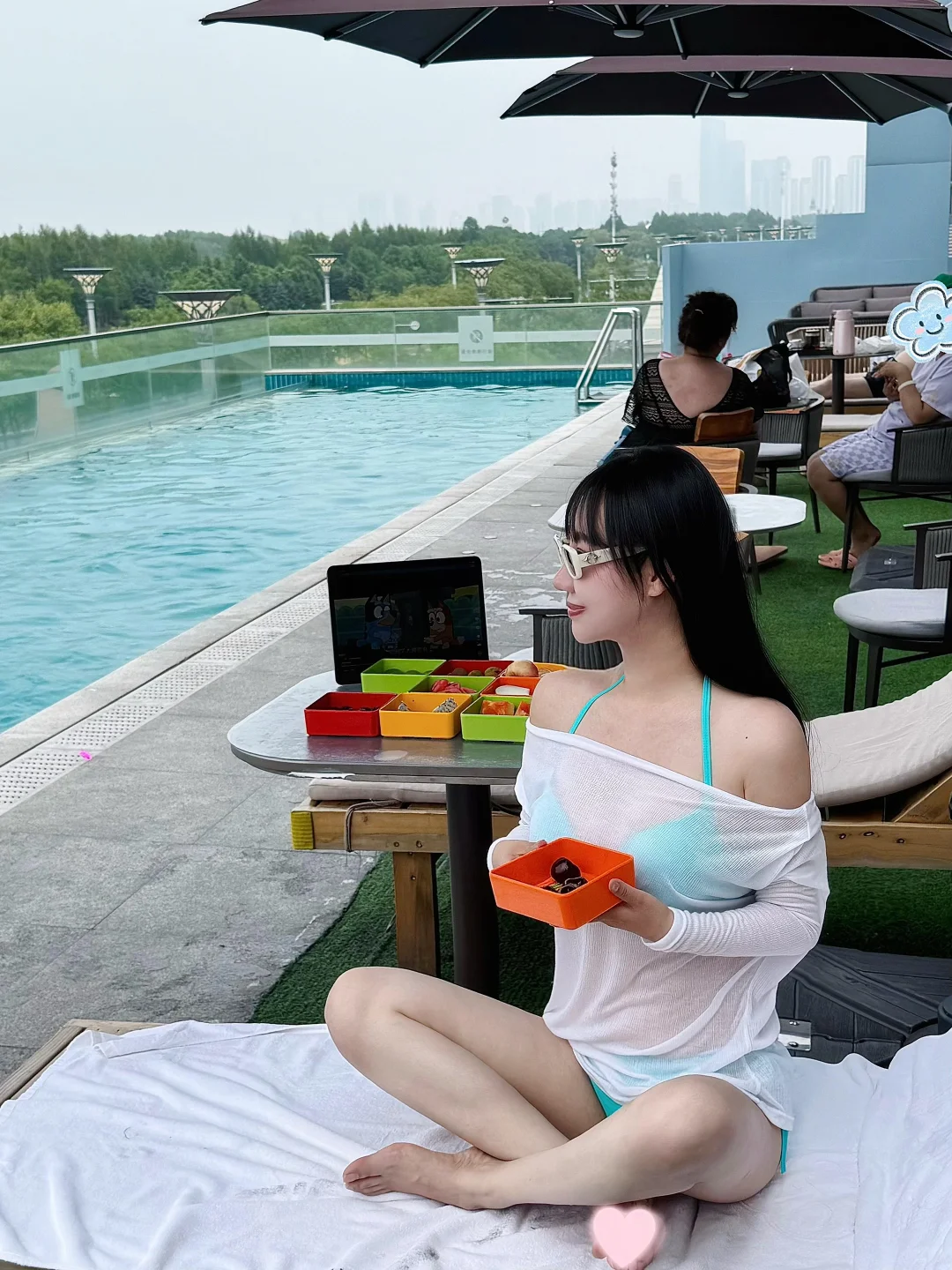 哈尔滨露天泳池！