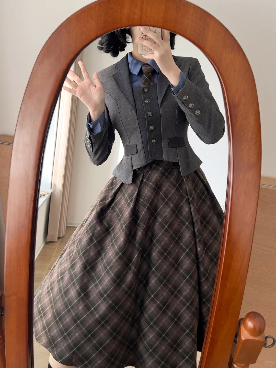格纹裙是秋冬的解药