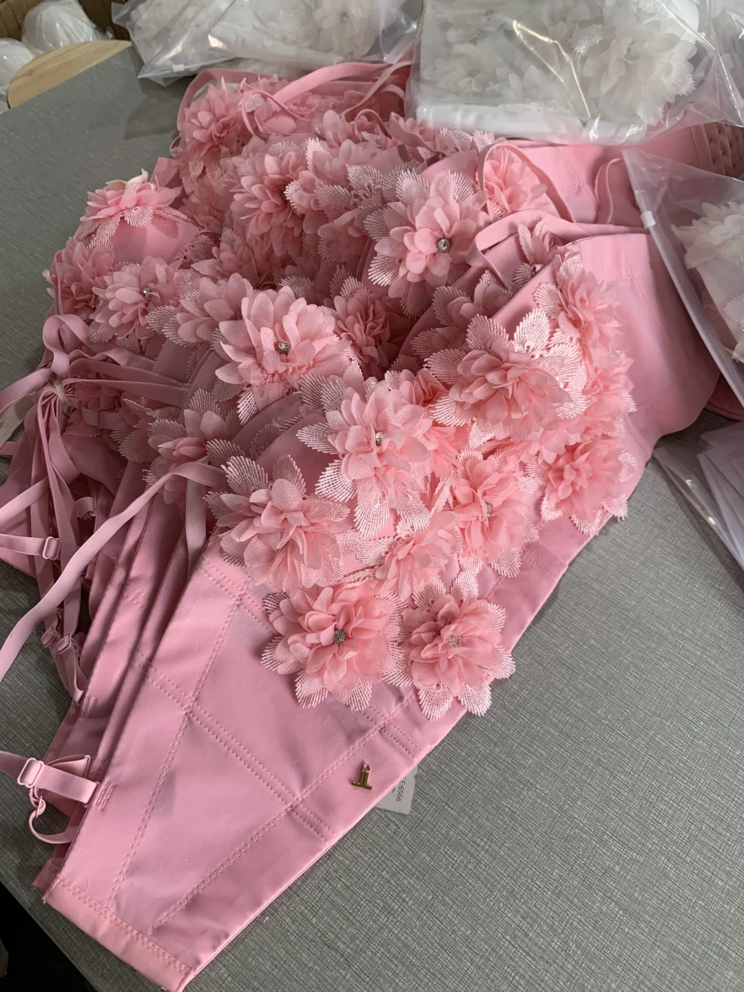 广州｜自家工厂做的鱼骨胸衣，质感超好～