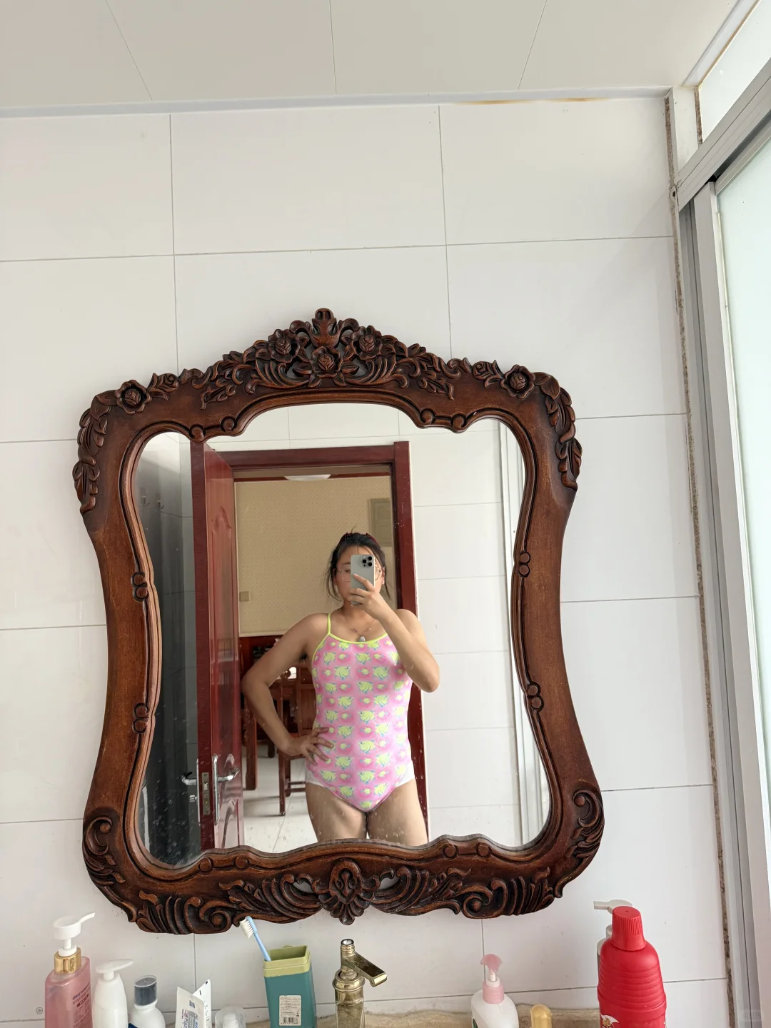 300斤微胖小女生可以游泳吗