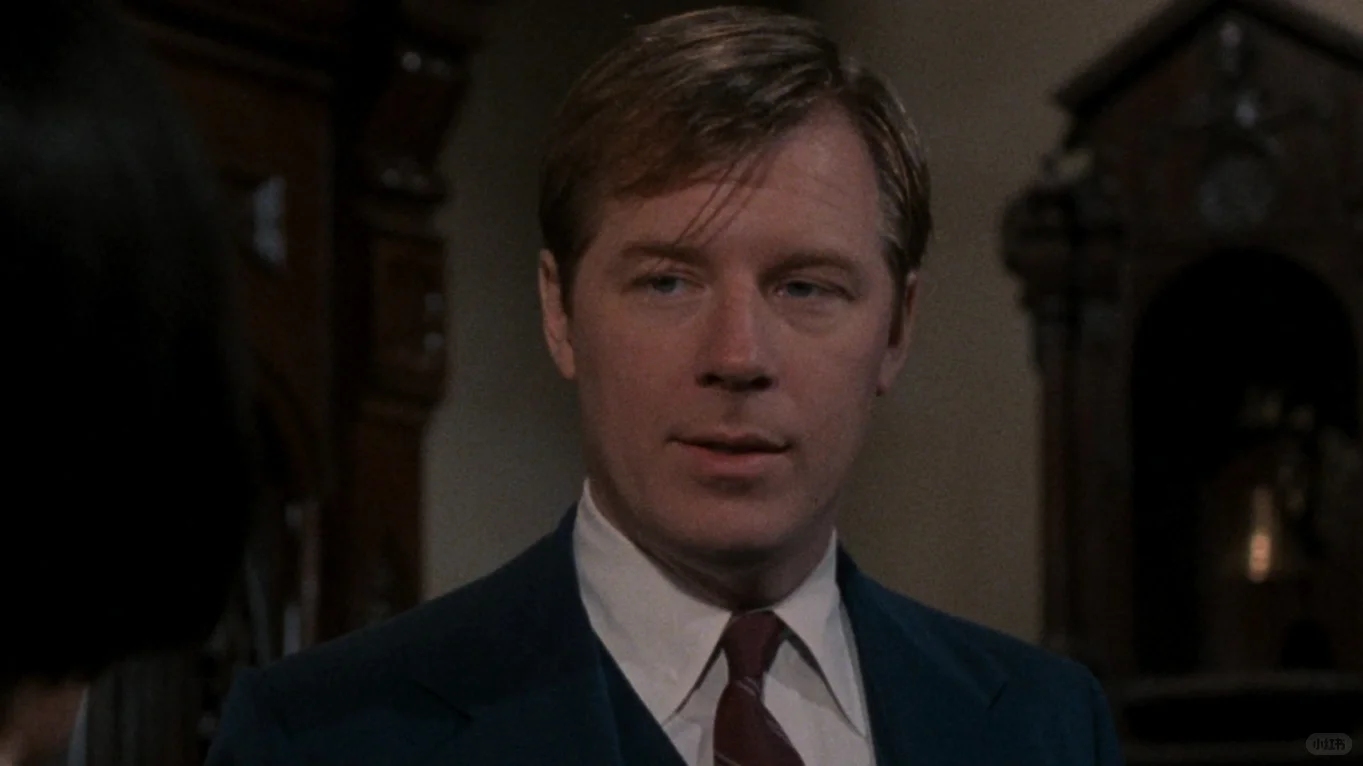 查克老头年轻的时候也是帅小伙一个啊