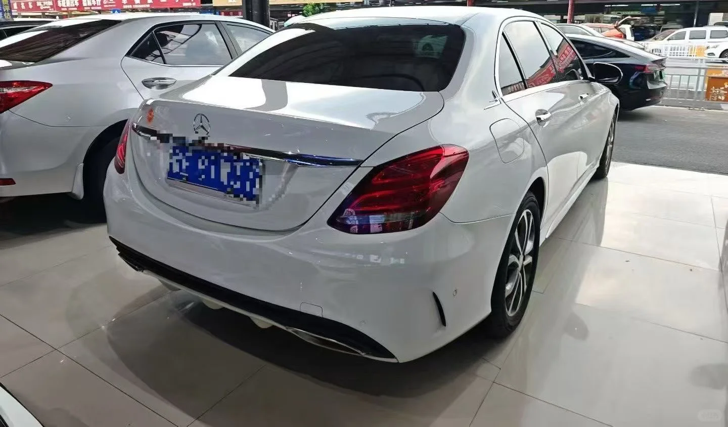 16年奔驰c180l..美女代步车...小跑9万公里