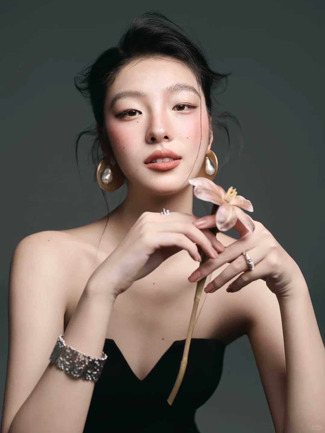 花絮vs成片｜酷飒女明星的肖像主纱