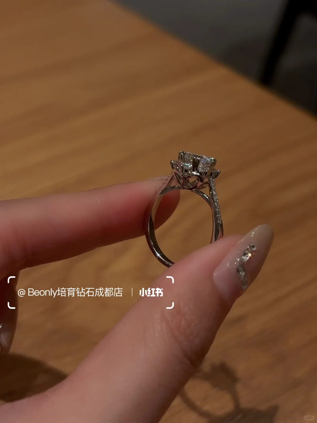 真的爱惨了这个小钻戒！！