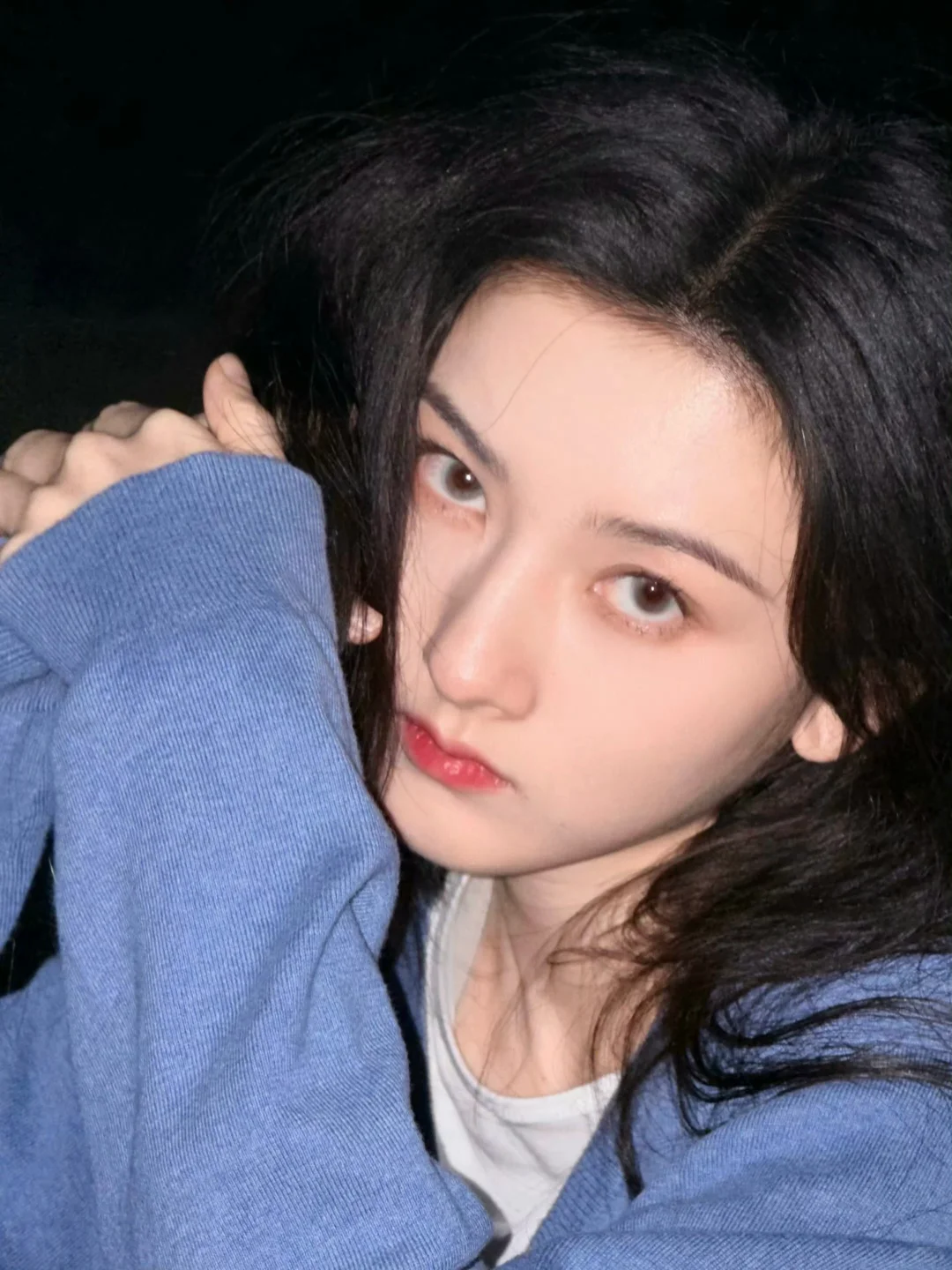 祖儿随便一照港风氛围感直接拉满！