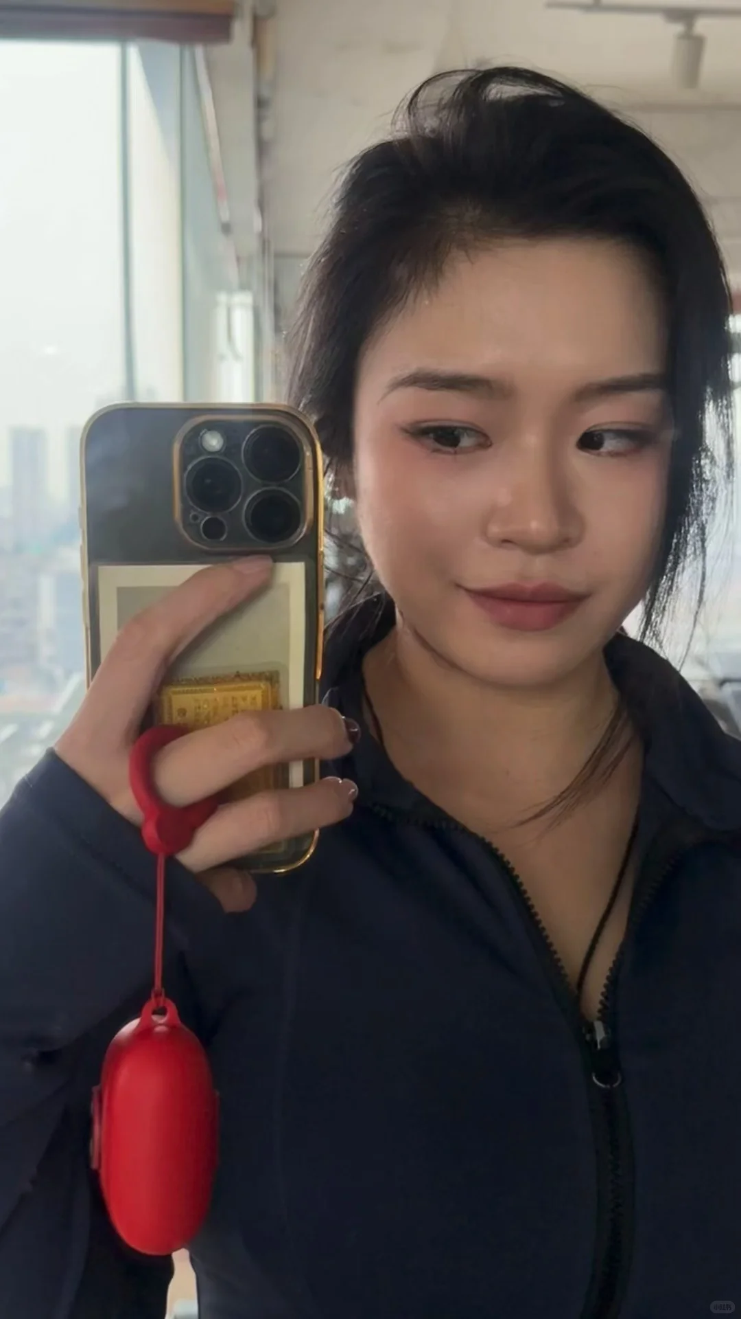 “那个四分半跑半马的女的”