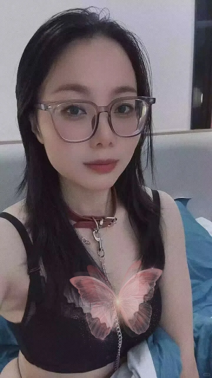 粉丝投稿性感娇妻，求重评