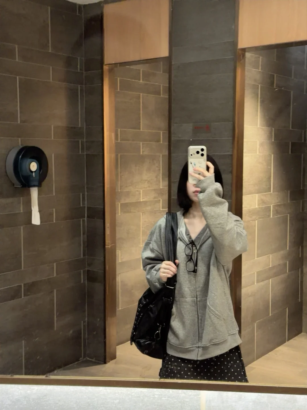 现实中的短发JK