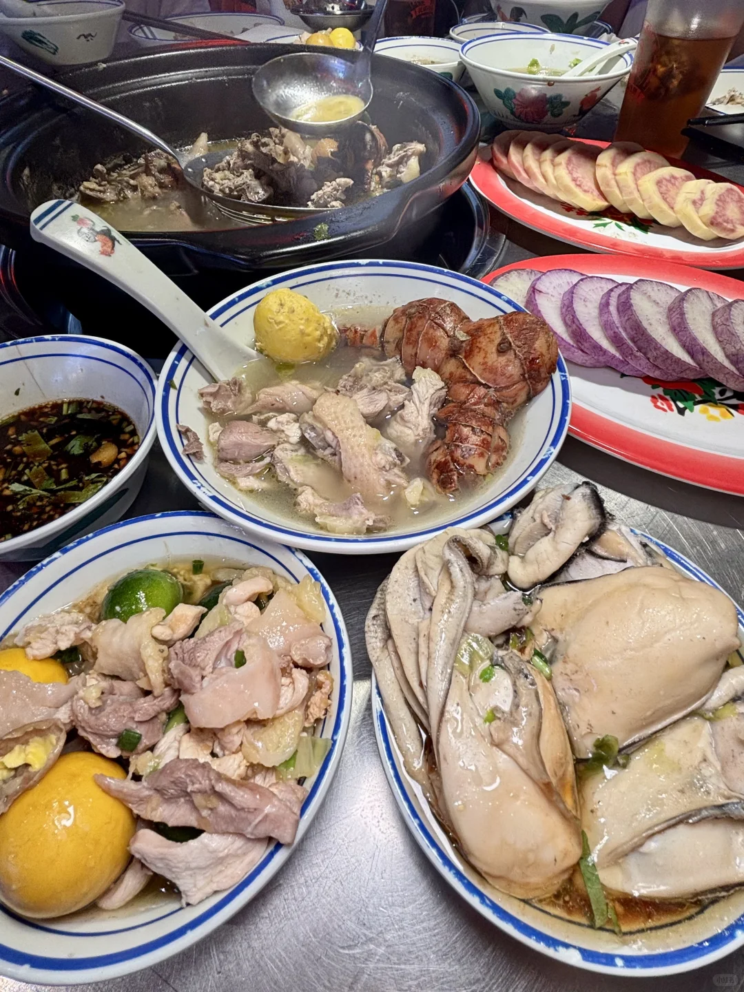 在广州吃到好吃的鸡煲。。简直易如反掌！！