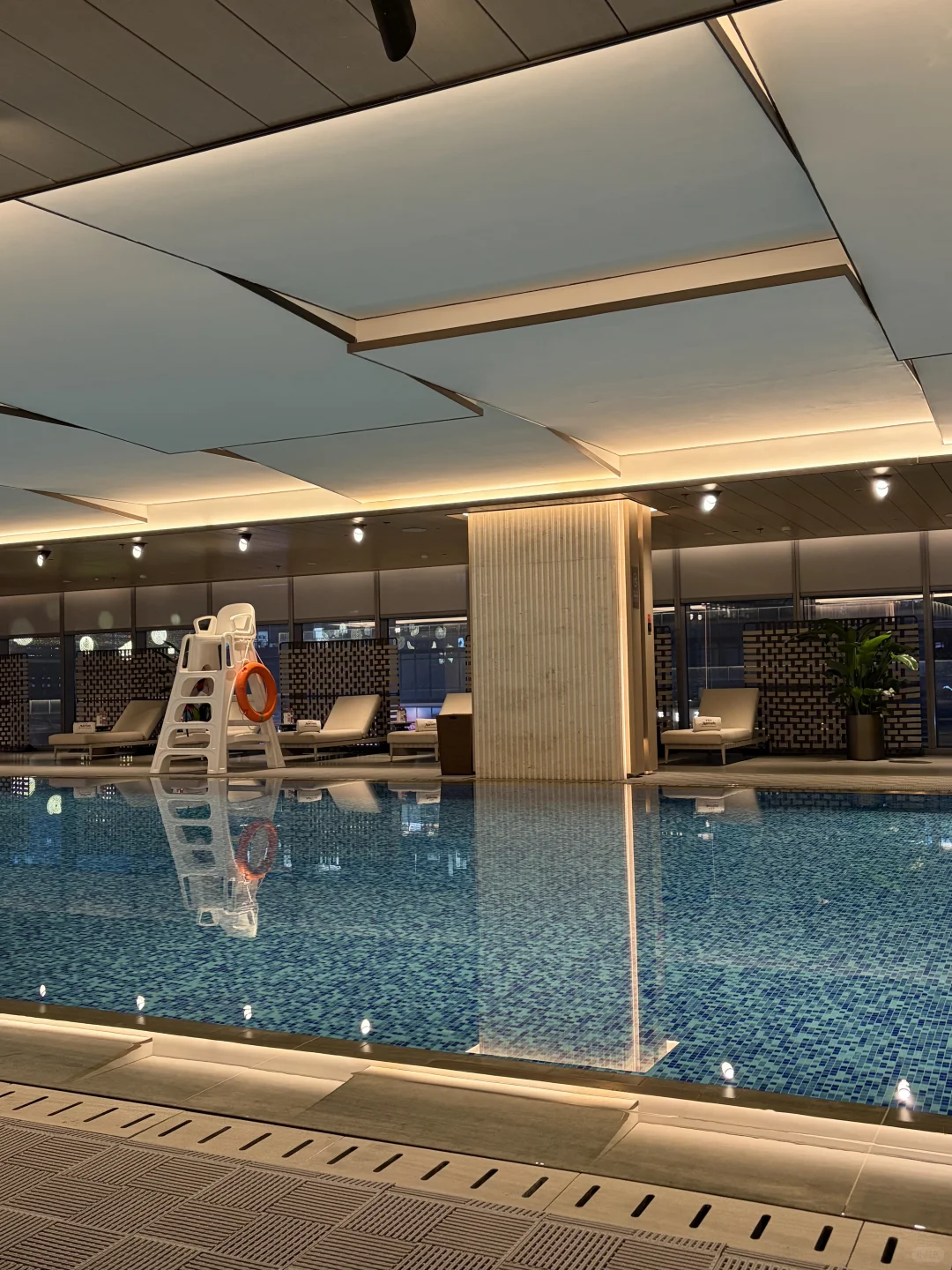 学游泳就应该冬天！！包场真的太快乐了