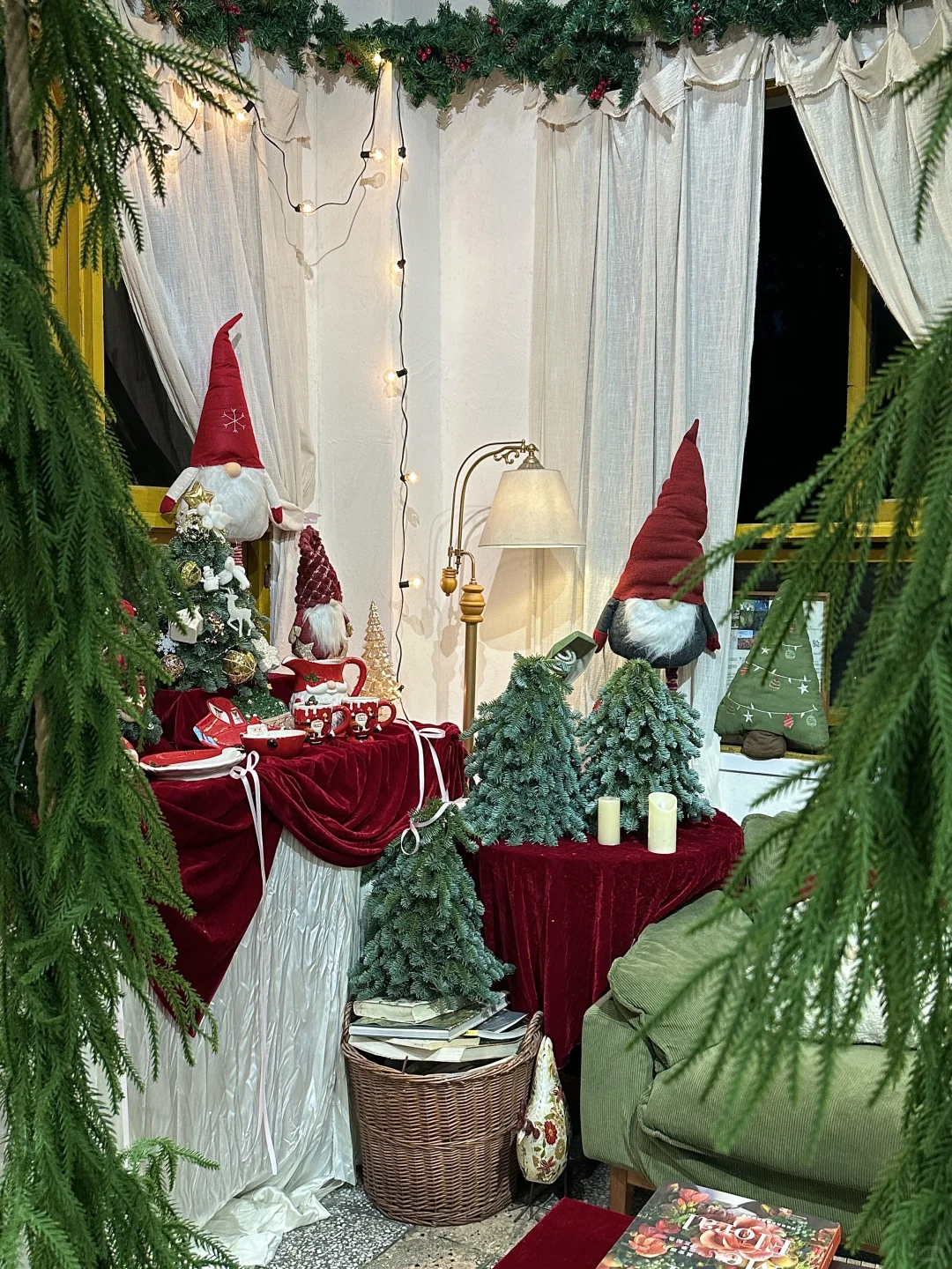 成都！成都！新出的免费圣诞展！巨出片！