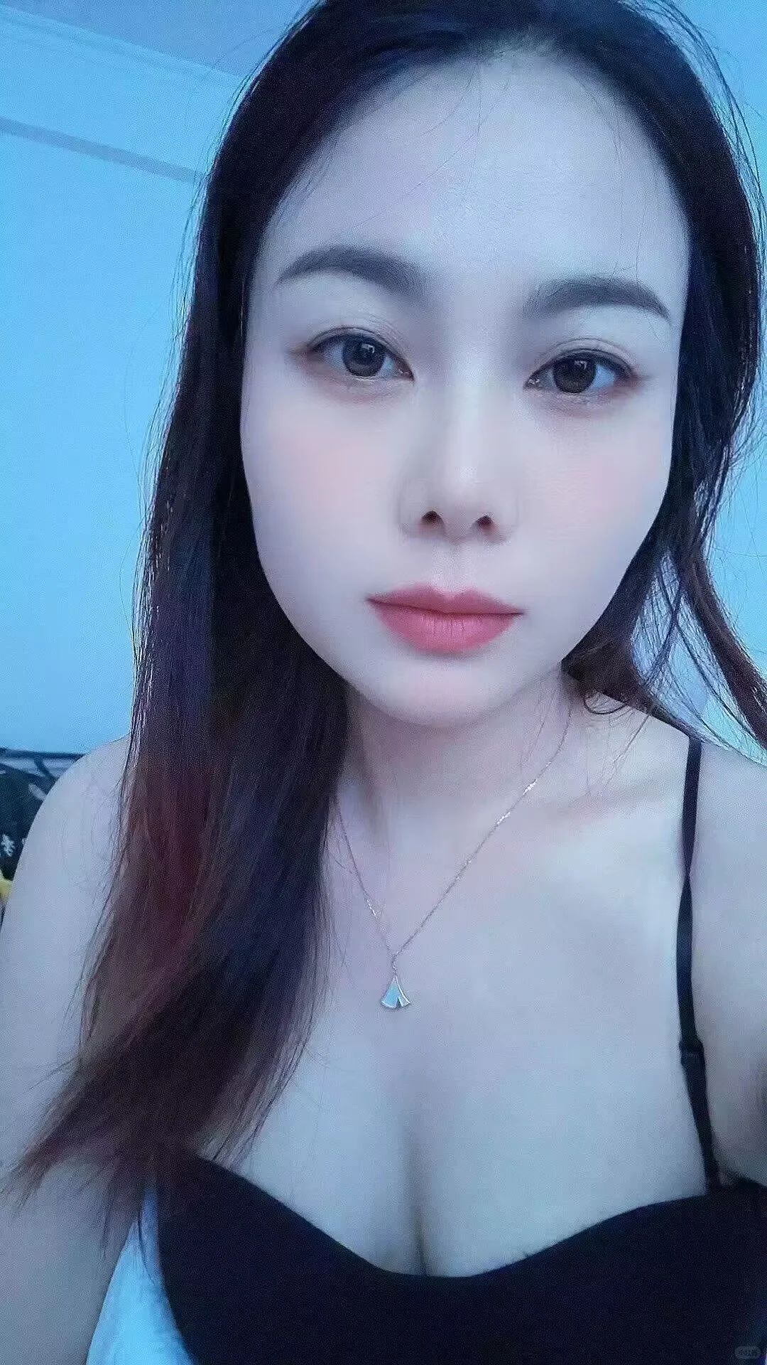 粉丝投稿性感娇妻，求重评