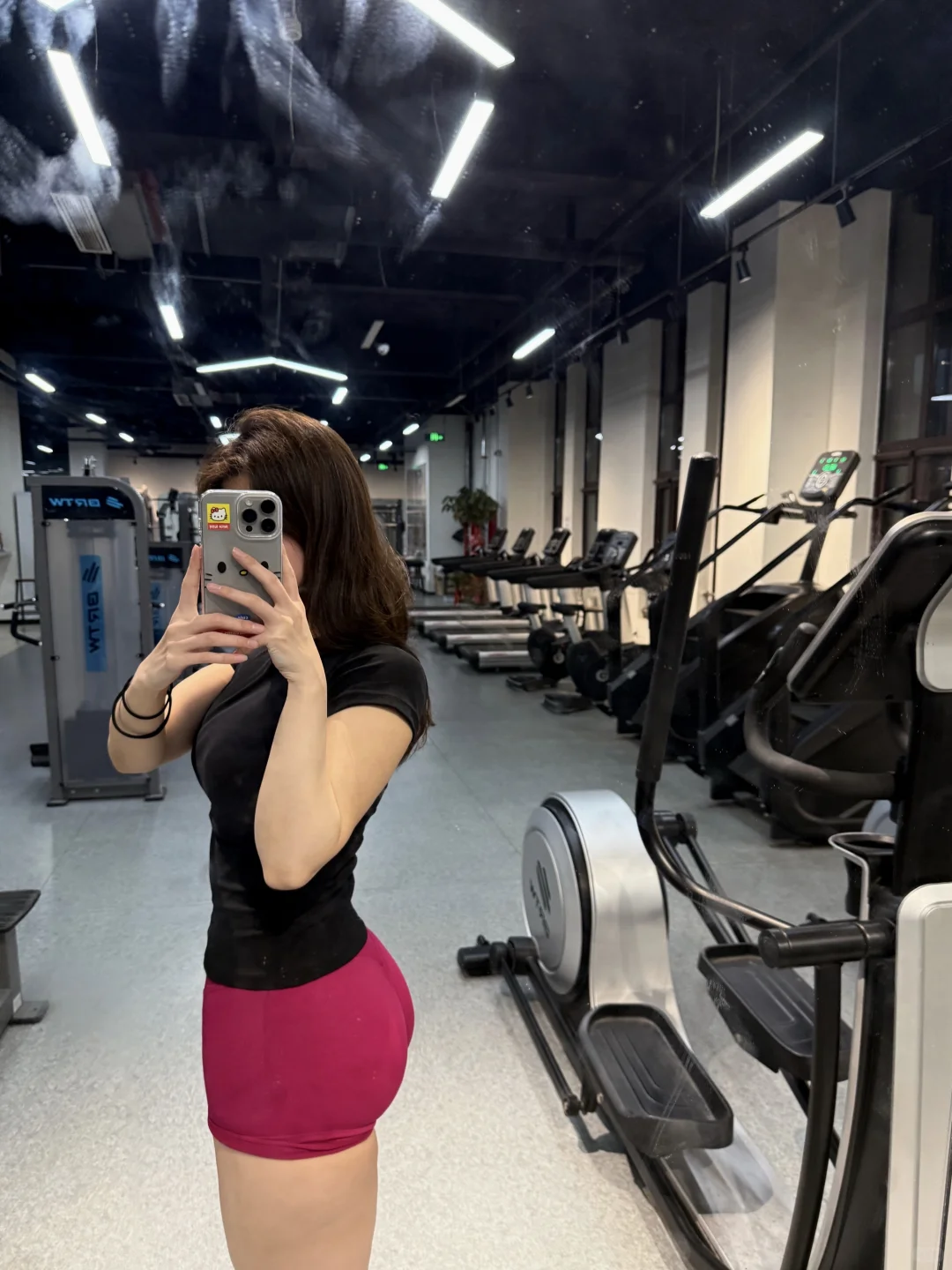 粗腿怎么啦 我腰细啊