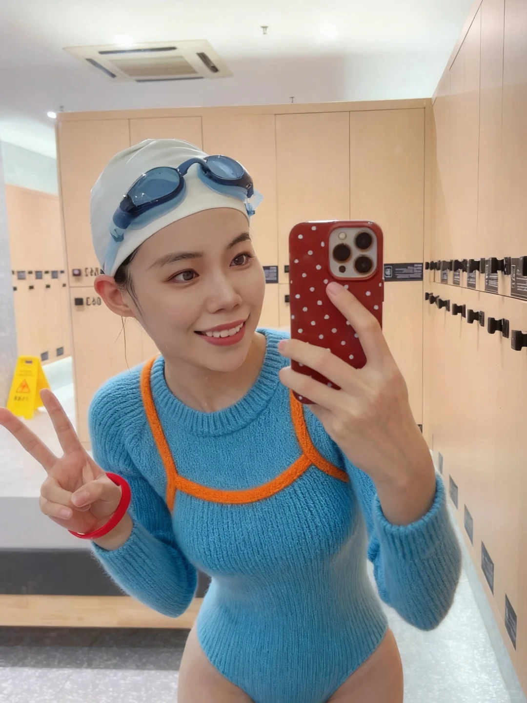 怎么都问我天冷了穿什么游泳