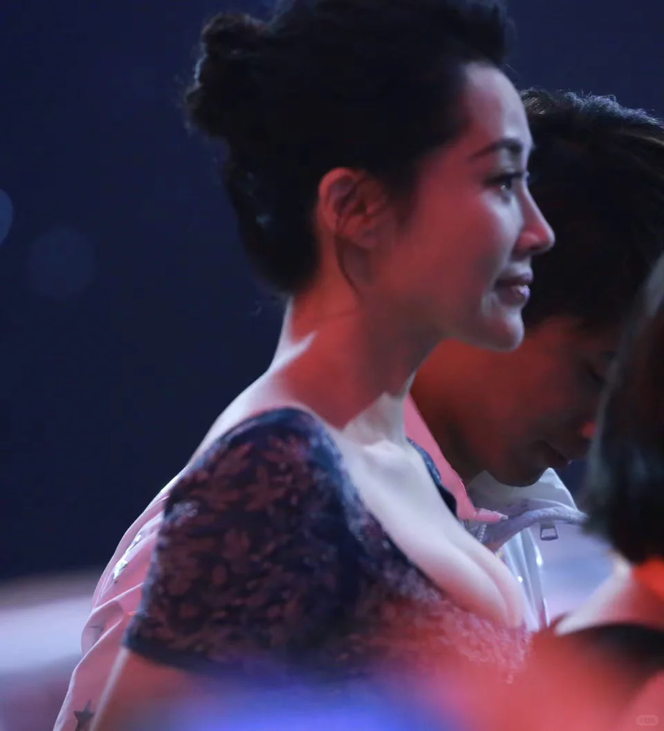 尤物～娇憨少女