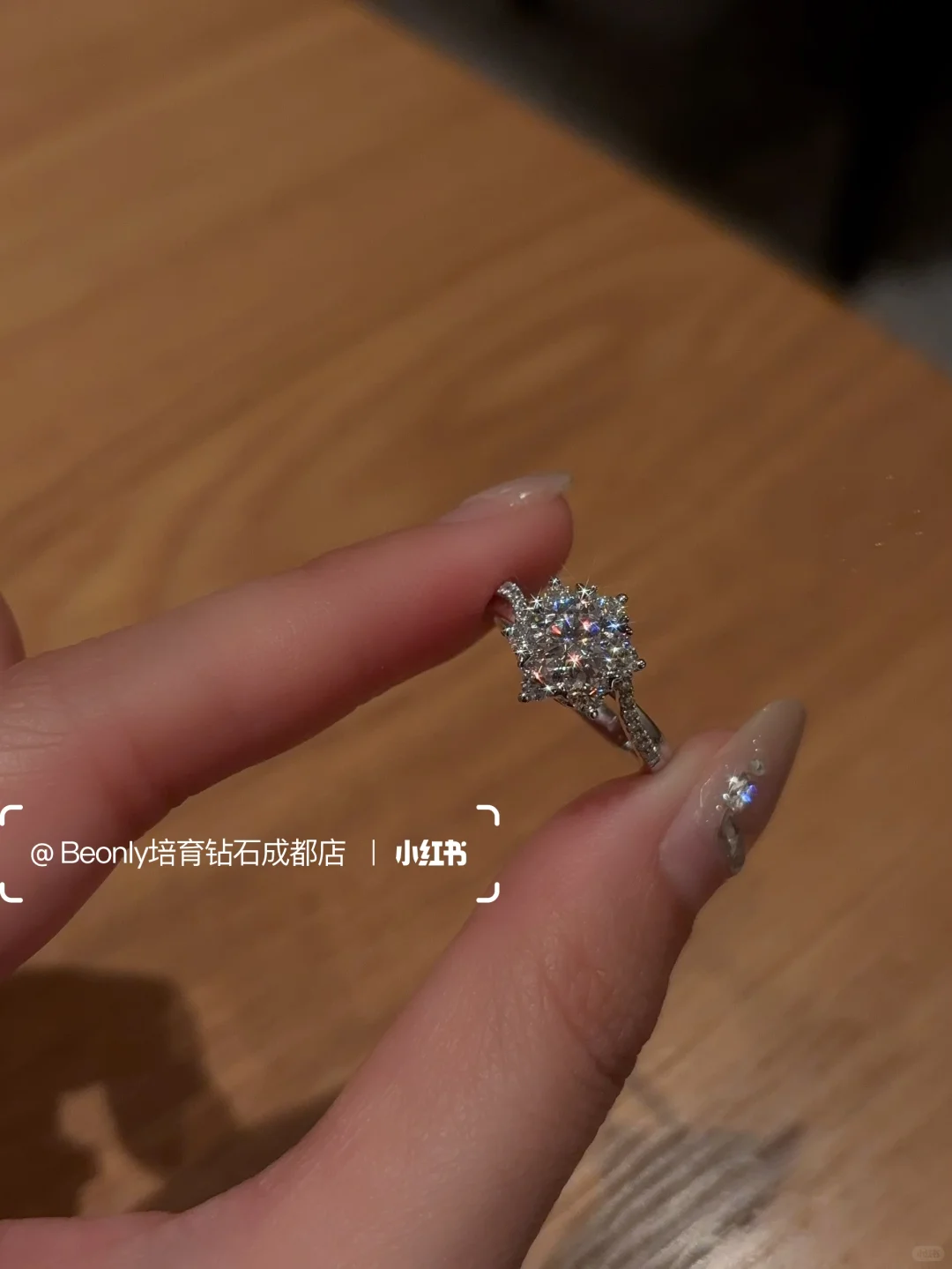 真的爱惨了这个小钻戒！！