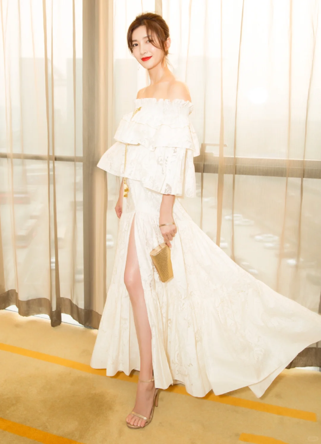 江疏影｜我的屏幕真的放不下这两条腿🔝