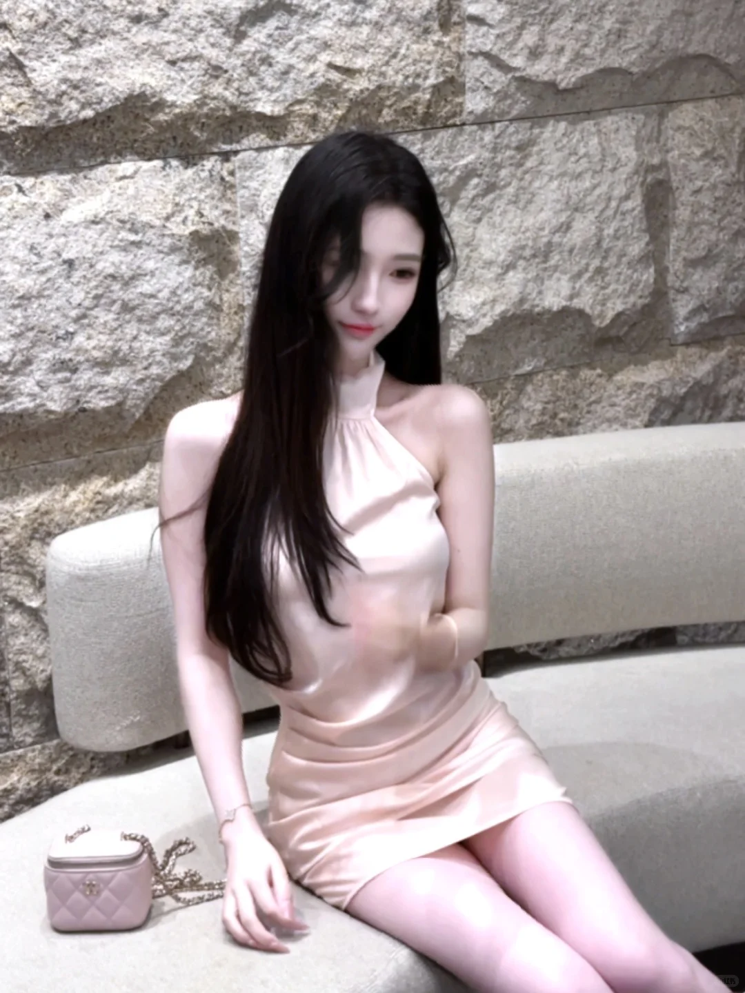 粉粉的很安心 ₊˚✧