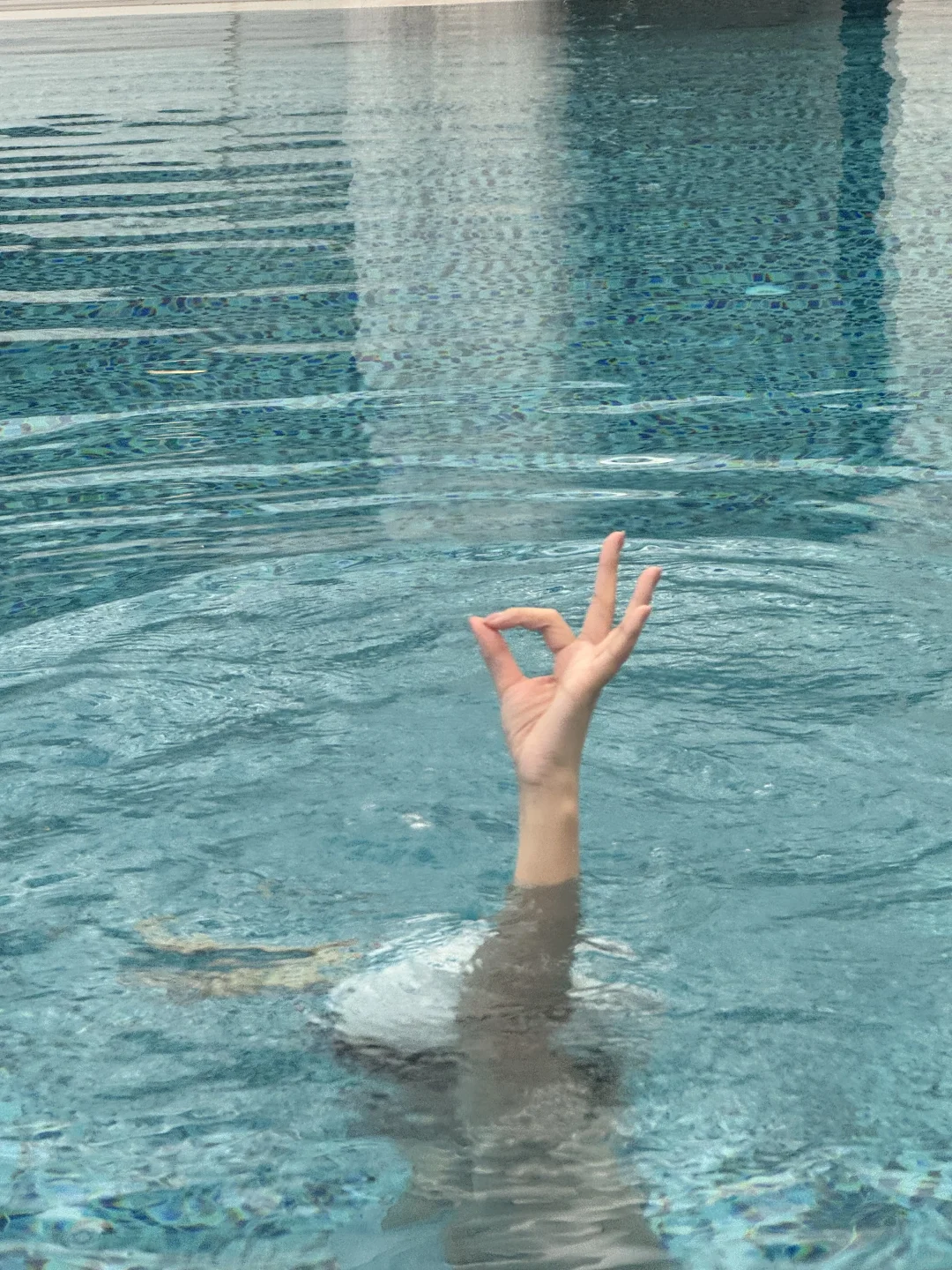 也是有了游泳人的专属表情包～