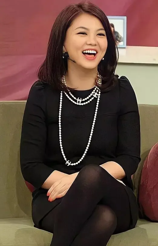 李湘气翻瘦照！姐当年瘦过美过👏