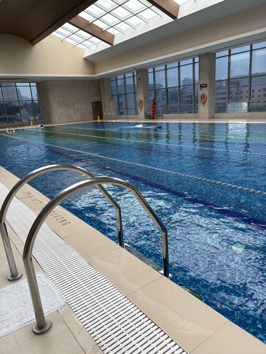 西郊学游泳包门票！！！