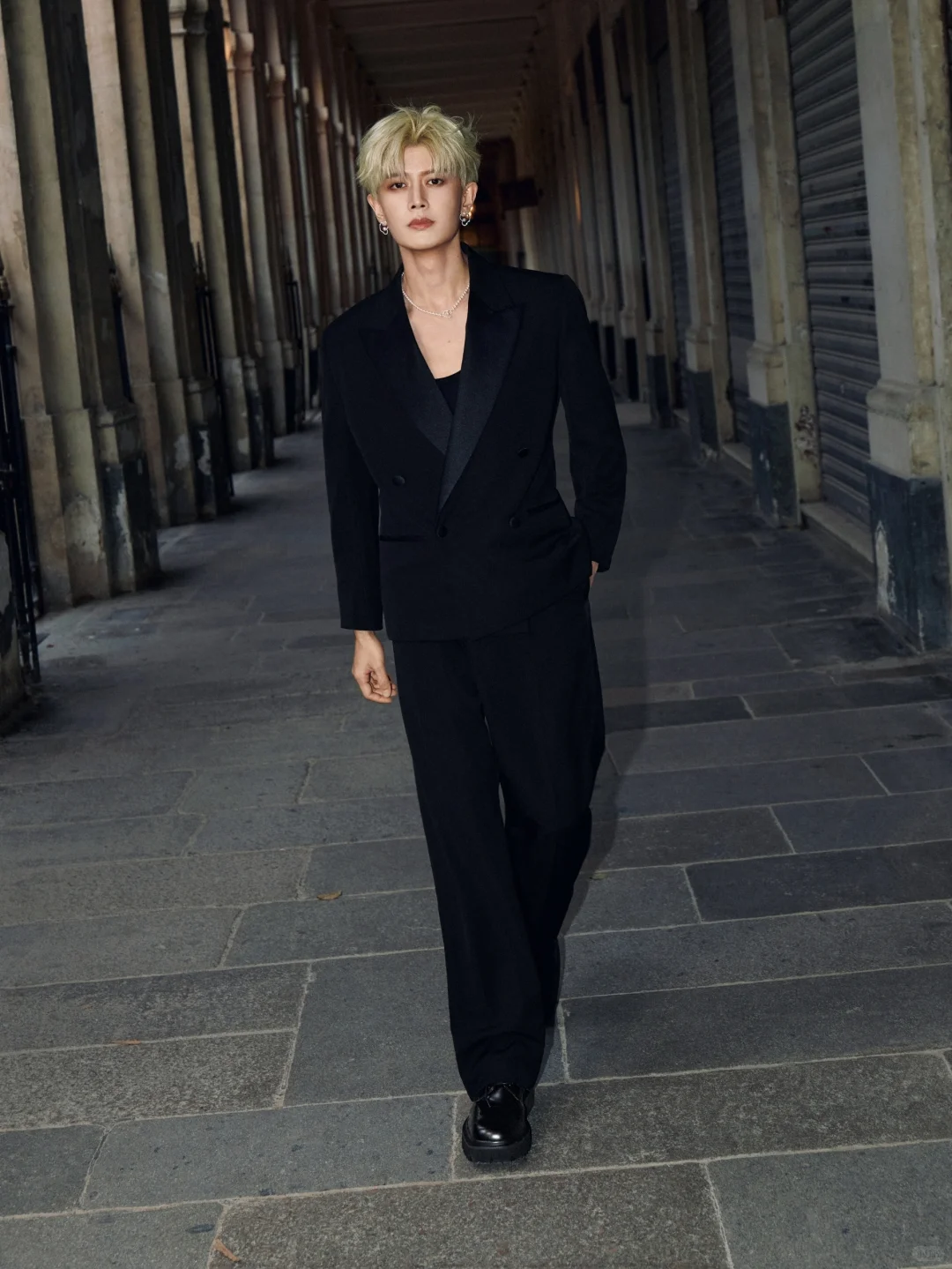 任嘉伦的造型 眼前一亮又一亮