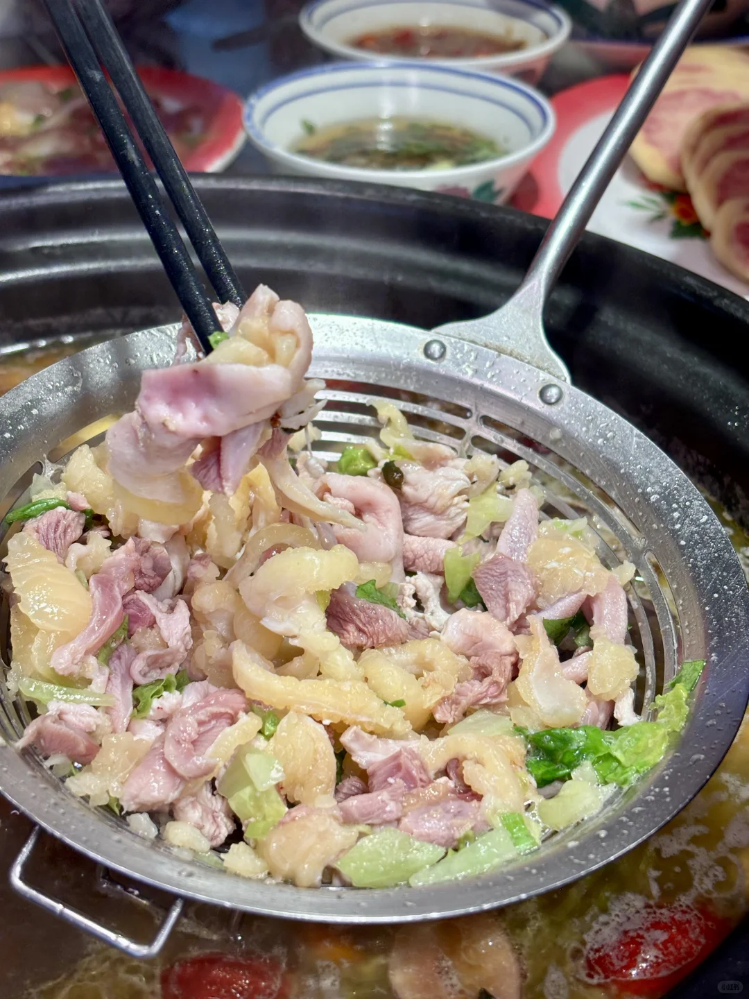 在广州吃到好吃的鸡煲。。简直易如反掌！！