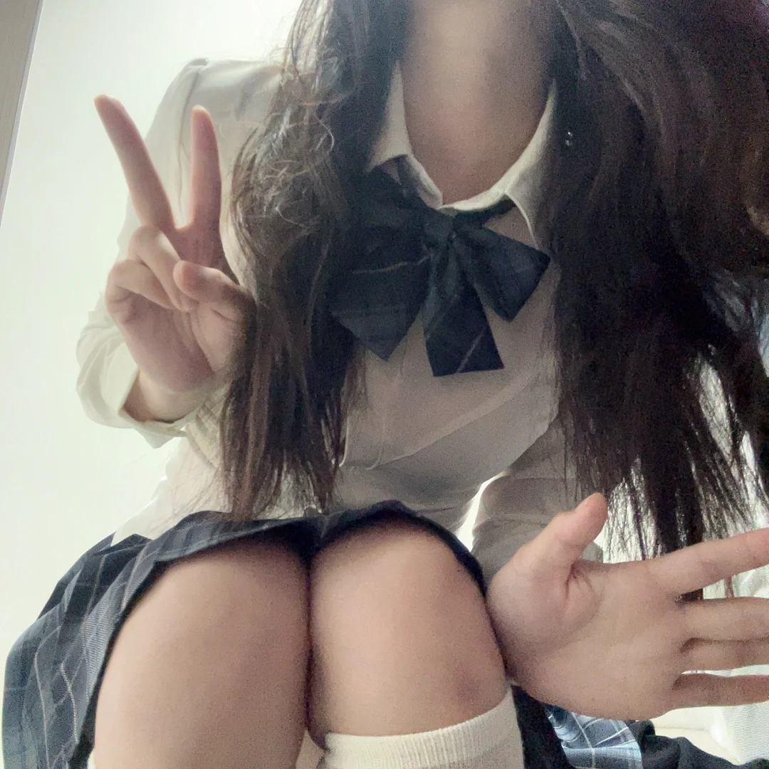 我先康康你们的jk手是什么样～