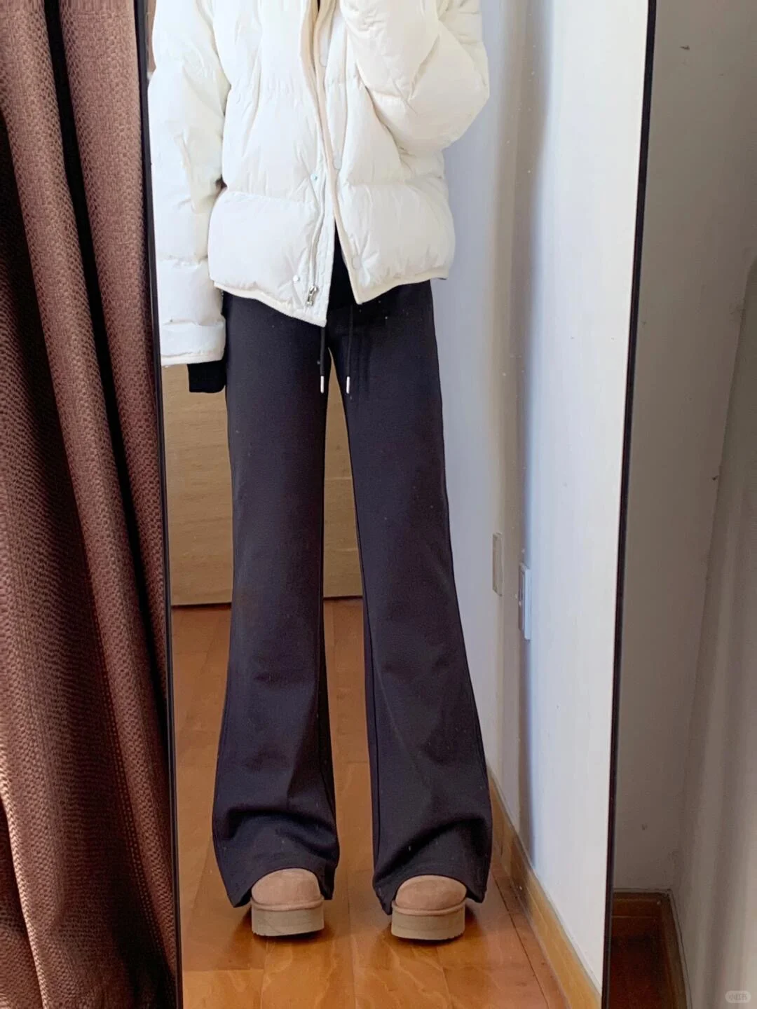 不贴腿的微喇裤！版型超正！贼显腿长贼显瘦！